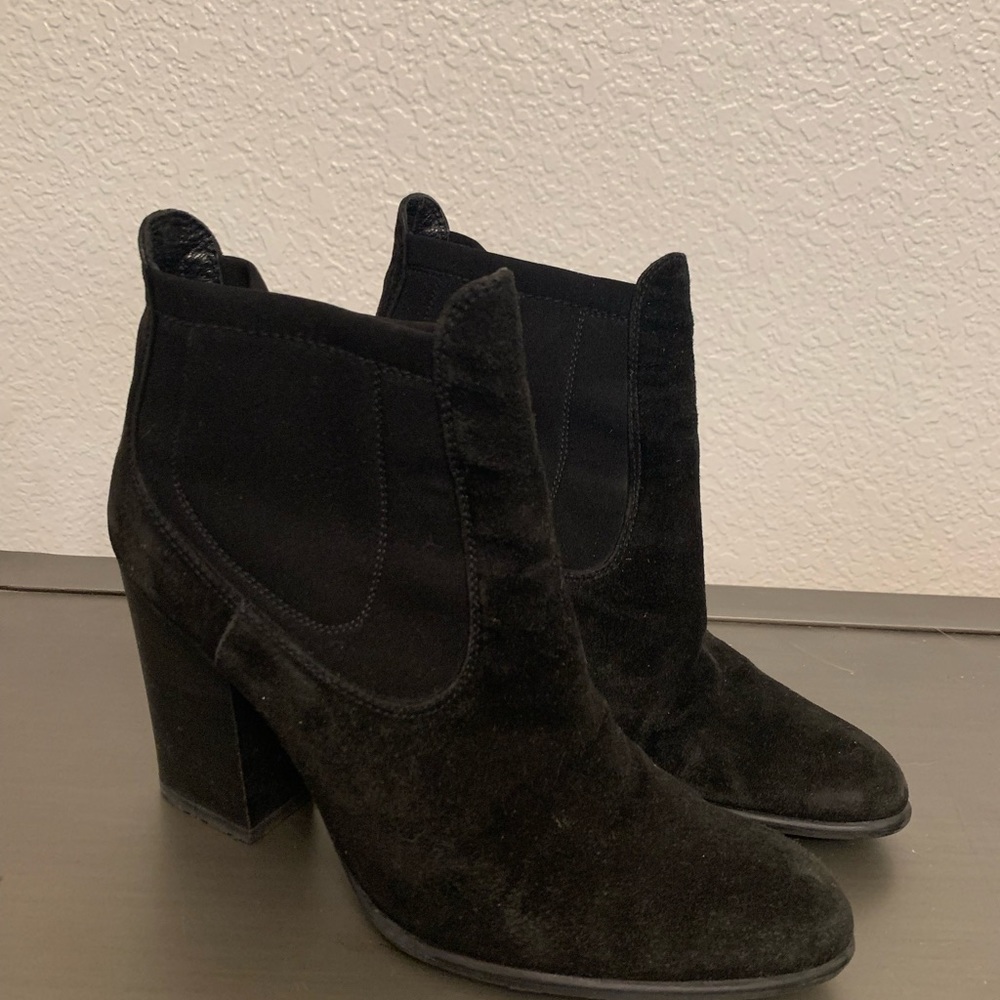 Stuart Weitzman black suede heeled boot size 8.5M